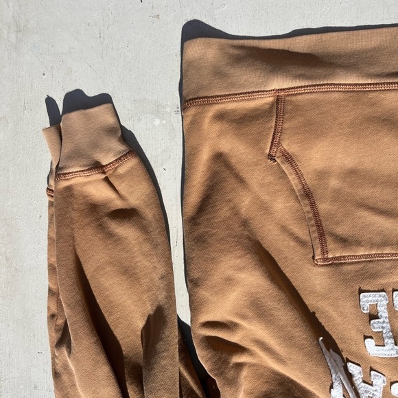 Women's American Eagle Sweatshirt Beige Spell-Out XS Casual College Preppy City - Picture 9 of 16